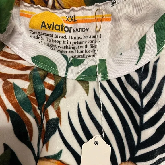 COPY - Aviator nation. Tiger Velvet sweatshirt. Never worn. - Picture 14 of 16